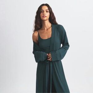 XL SKIMS soft lounge short robe in color CYPRESS  Women's Robe BRAND NEW